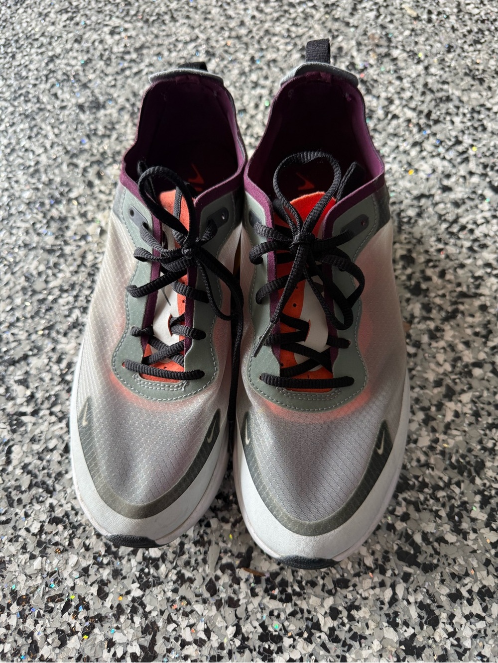 Nike Air Max Dia SE QS sneakers
